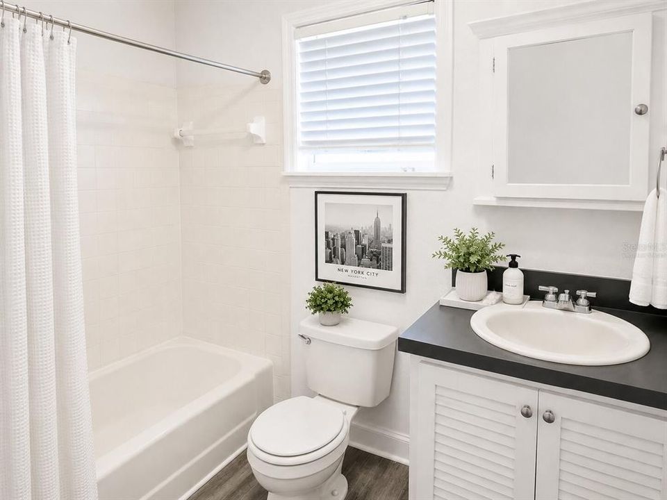 For Rent: $995 (1 beds, 1 baths, 624 Square Feet)