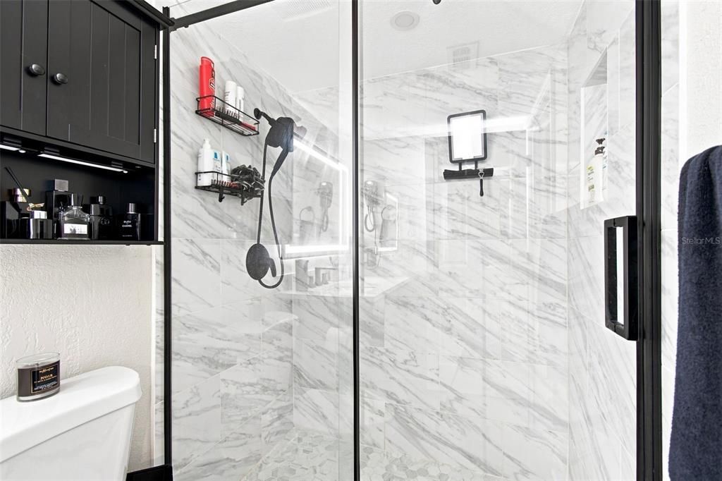 For Sale: $674,500 (2 beds, 2 baths, 971 Square Feet)