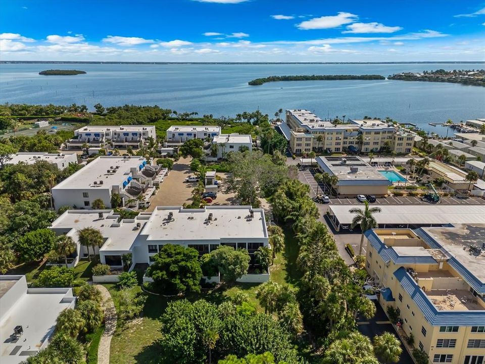 На продажу: $645,000 (2 спален, 2 ванн, 1260 Квадратных фут)