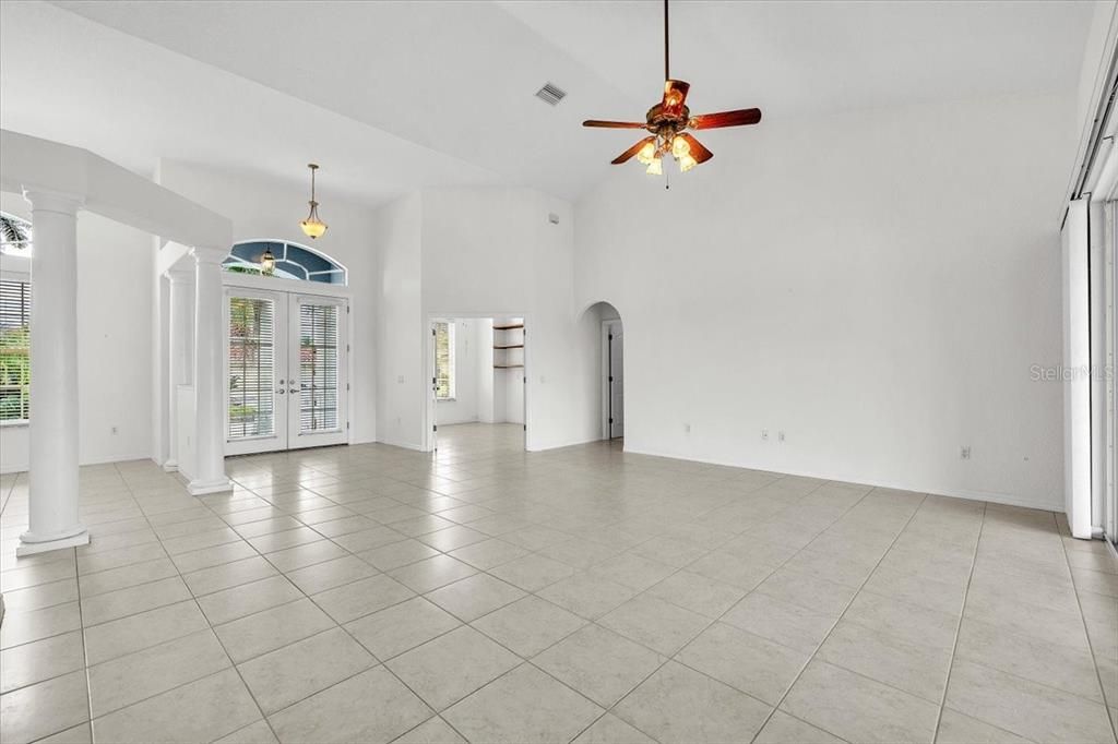 For Sale: $749,000 (3 beds, 2 baths, 2508 Square Feet)