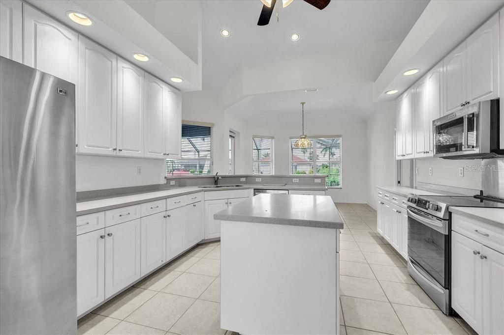 For Sale: $749,000 (3 beds, 2 baths, 2508 Square Feet)