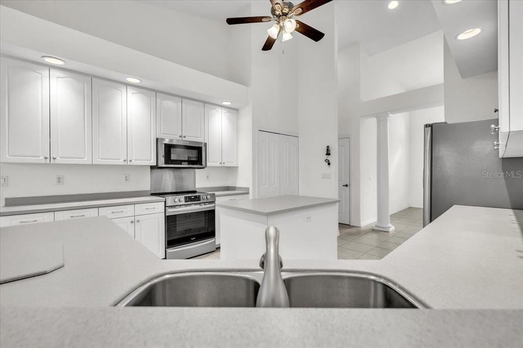 For Sale: $749,000 (3 beds, 2 baths, 2508 Square Feet)