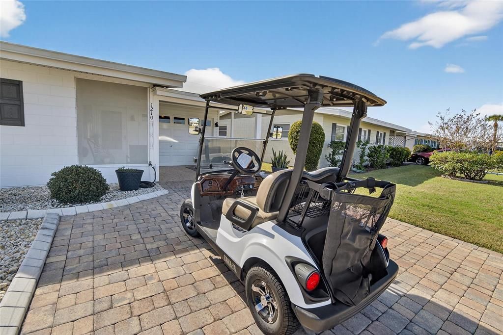 For Sale: $249,900 (2 beds, 2 baths, 1266 Square Feet)