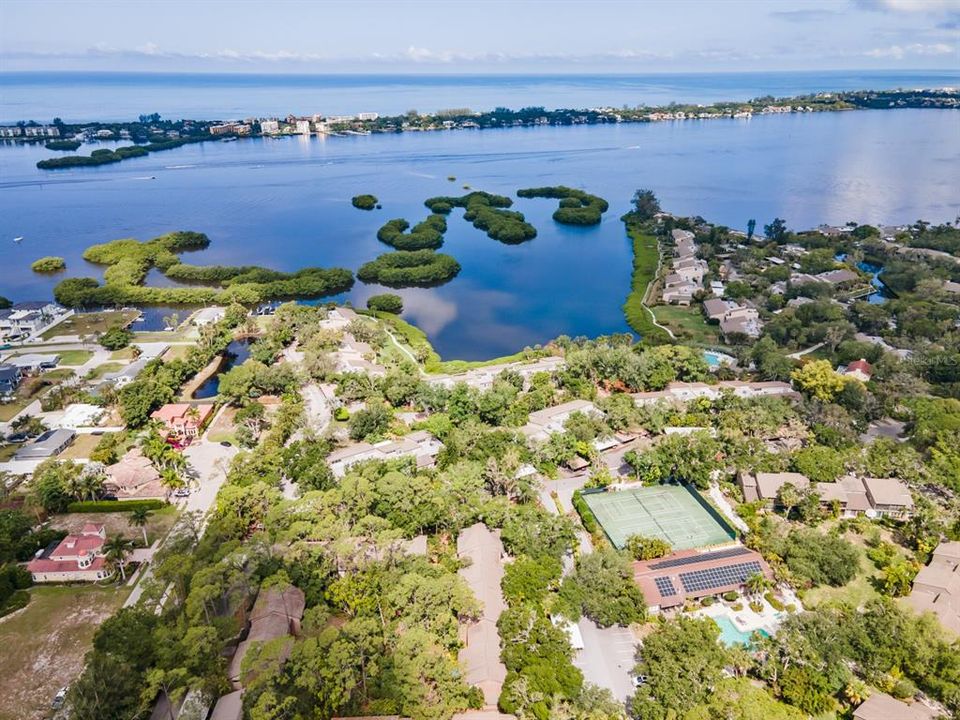 На продажу: $399,000 (3 спален, 2 ванн, 1770 Квадратных фут)