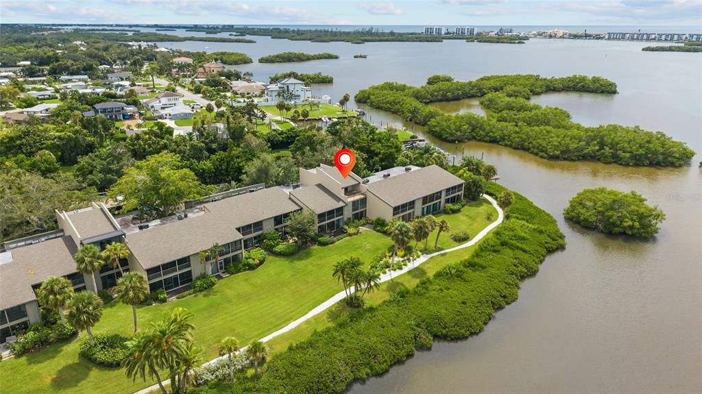 На продажу: $399,000 (3 спален, 2 ванн, 1770 Квадратных фут)