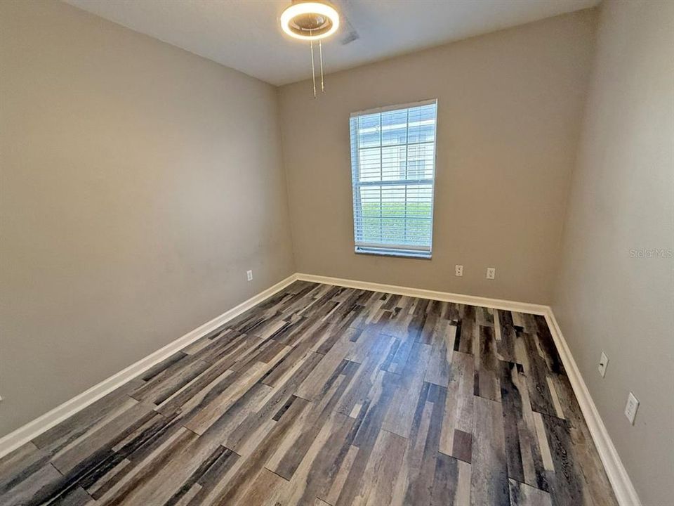 For Sale: $249,900 (3 beds, 2 baths, 1376 Square Feet)