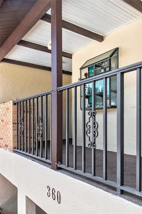 For Sale: $159,900 (2 beds, 2 baths, 1064 Square Feet)