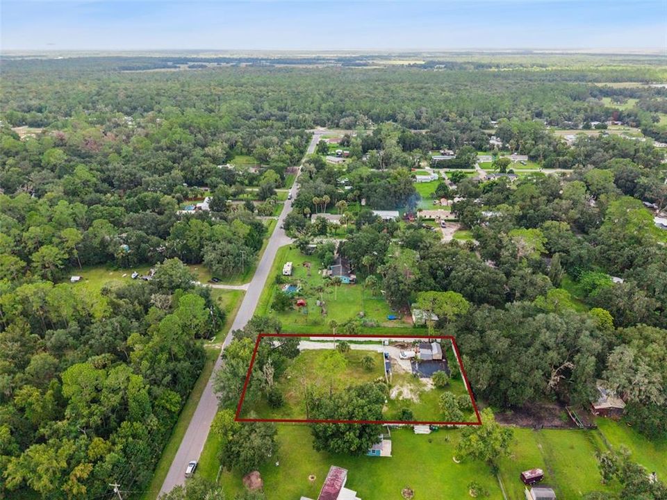 На продажу: $112,900 (0.68 acres)