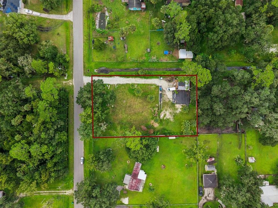 На продажу: $112,900 (0.68 acres)