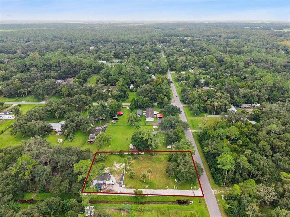 На продажу: $112,900 (0.68 acres)