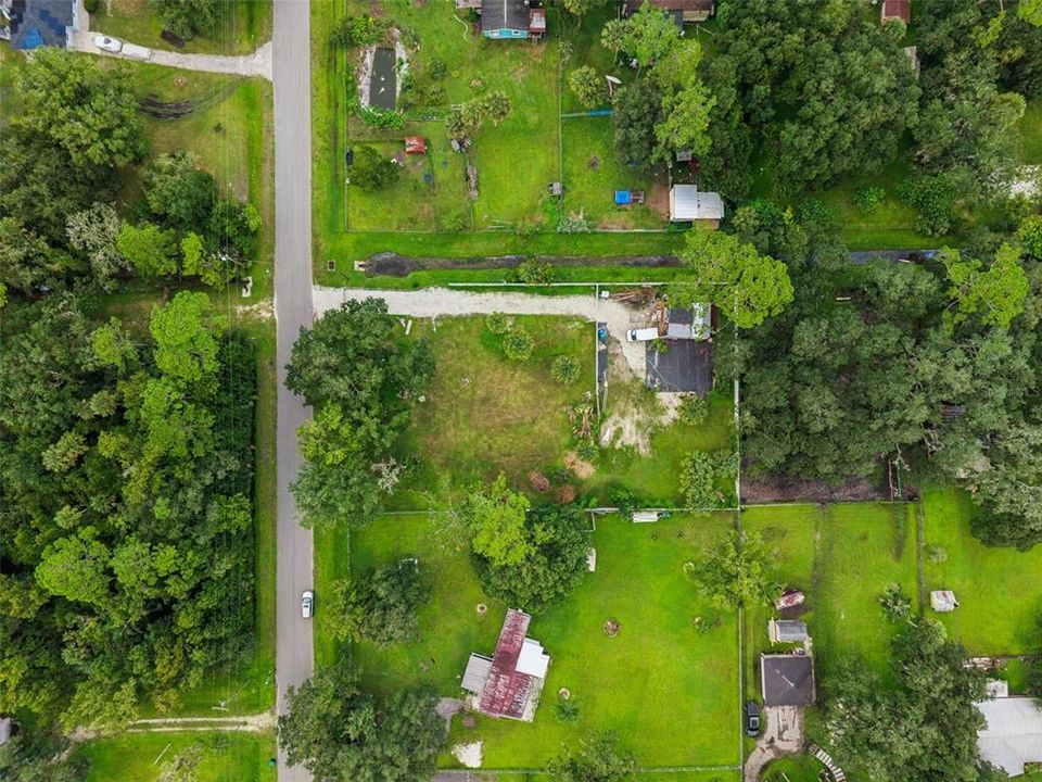 На продажу: $112,900 (0.68 acres)
