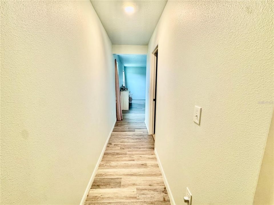 На продажу: $399,000 (4 спален, 2 ванн, 3096 Квадратных фут)