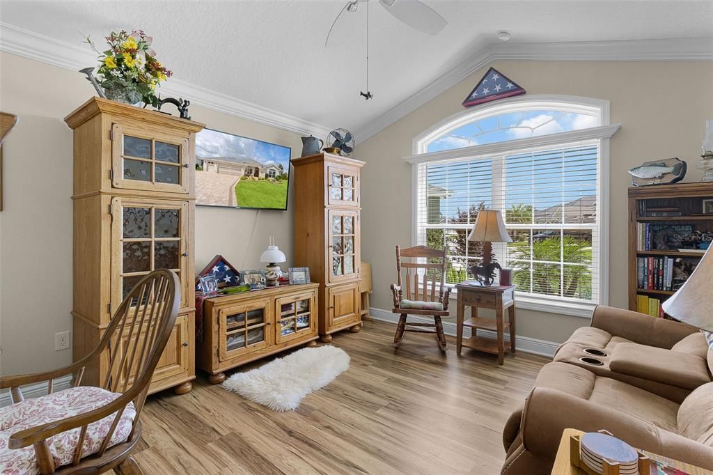 For Sale: $765,000 (3 beds, 2 baths, 2051 Square Feet)