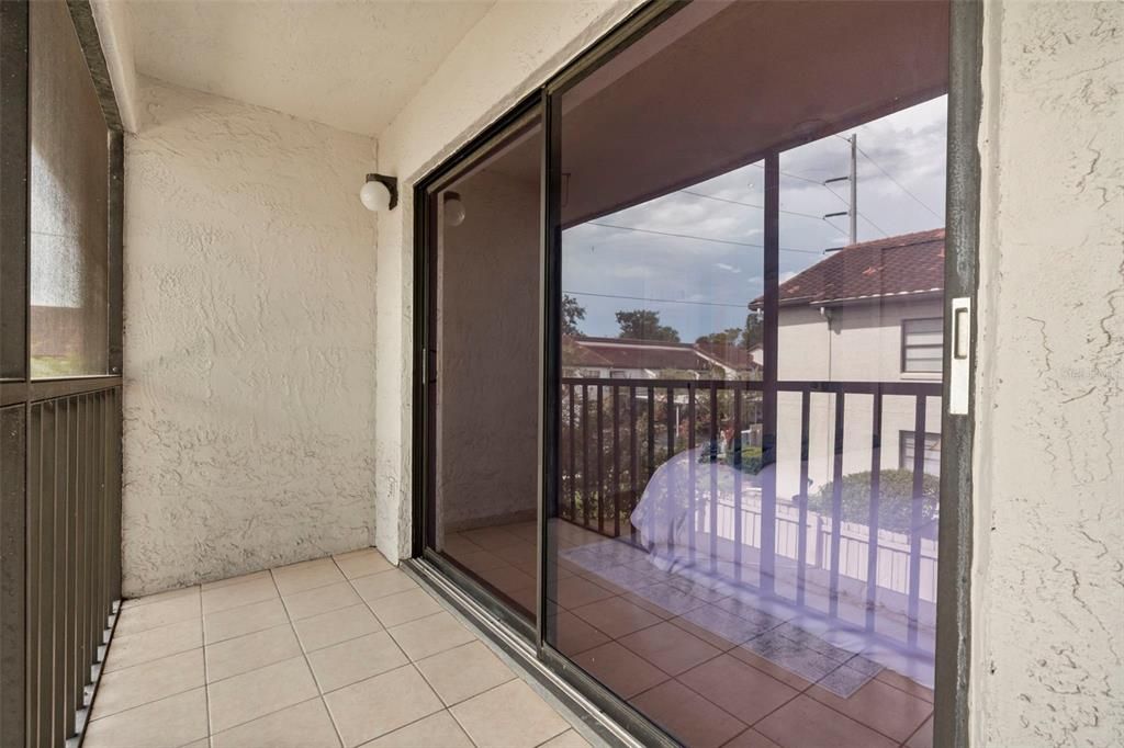 For Sale: $389,000 (2 beds, 2 baths, 1140 Square Feet)