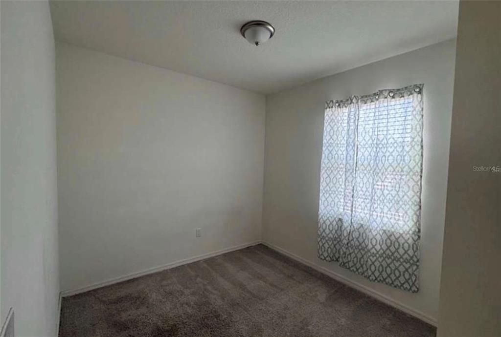 For Sale: $340,000 (4 beds, 2 baths, 1983 Square Feet)