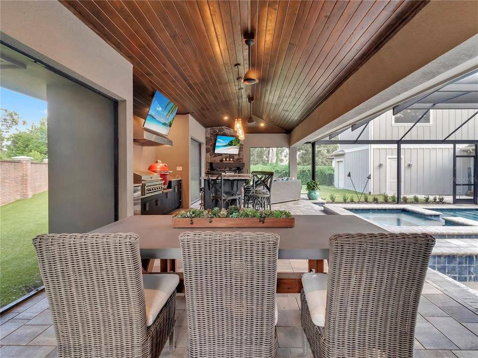 For Sale: $1,700,000 (5 beds, 5 baths, 4967 Square Feet)