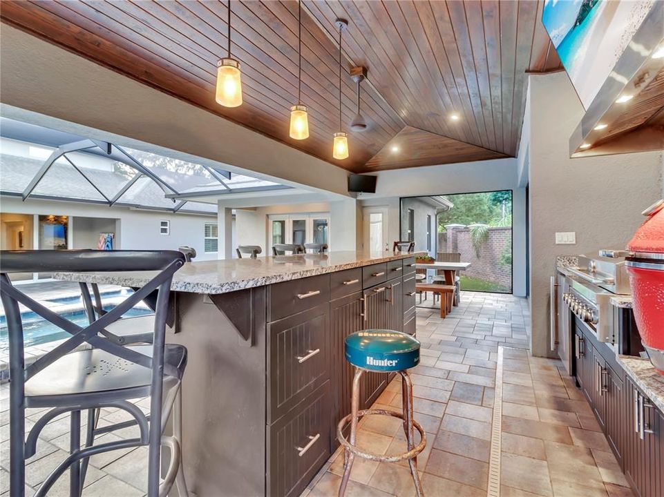 For Sale: $1,700,000 (5 beds, 5 baths, 4967 Square Feet)