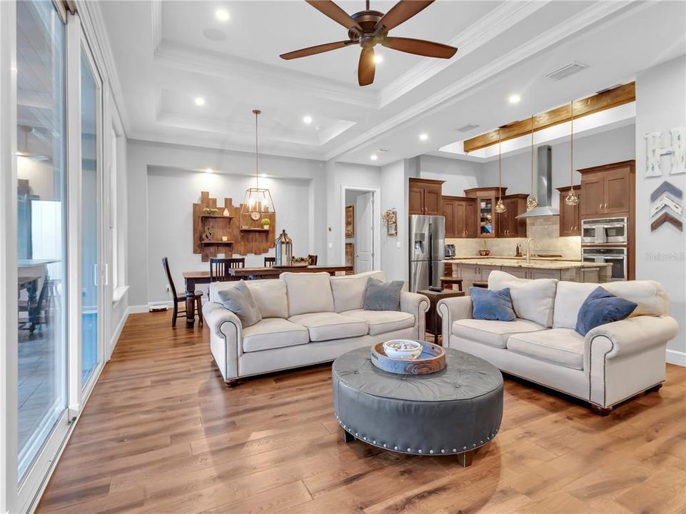 For Sale: $1,700,000 (5 beds, 5 baths, 4967 Square Feet)