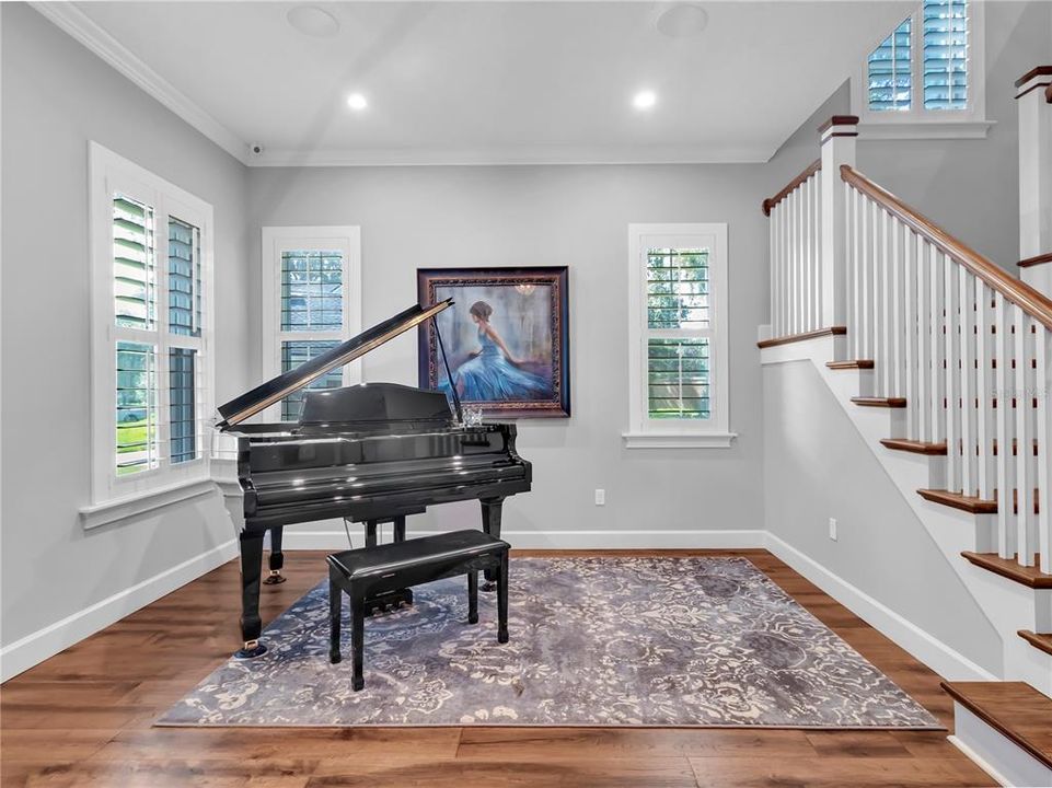 For Sale: $1,700,000 (5 beds, 5 baths, 4967 Square Feet)