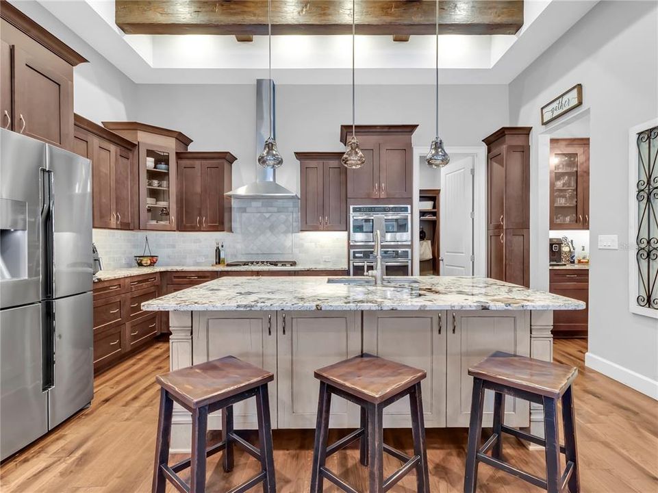 For Sale: $1,700,000 (5 beds, 5 baths, 4967 Square Feet)