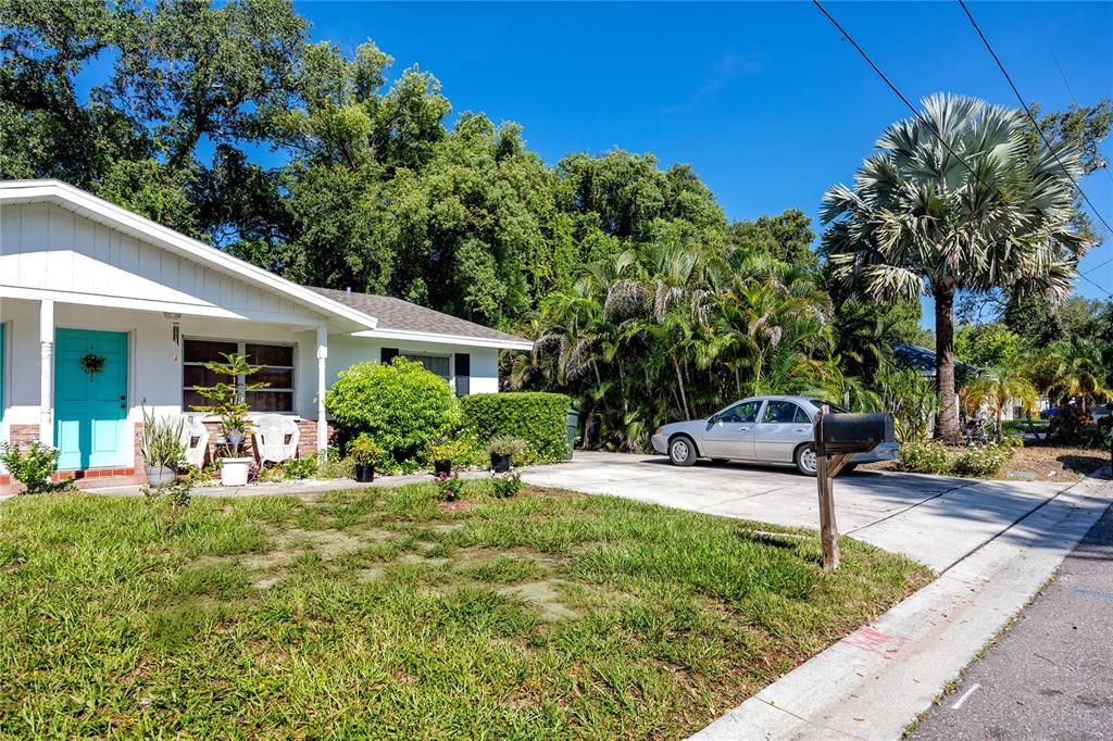 For Sale: $685,000 (5 beds, 0 baths, 1990 Square Feet)