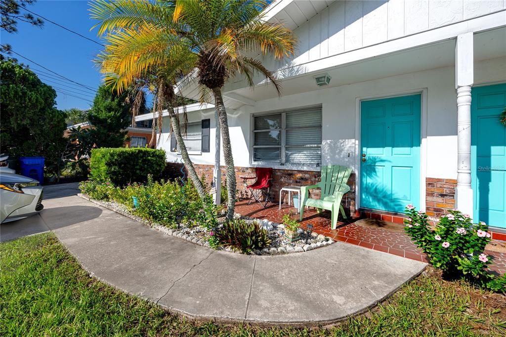 For Sale: $685,000 (5 beds, 0 baths, 1990 Square Feet)