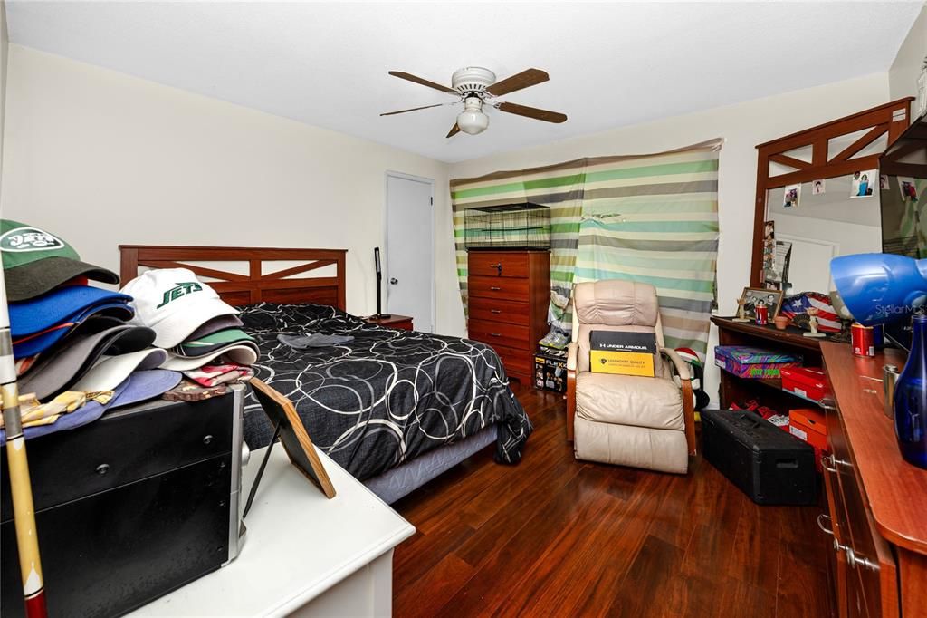 For Sale: $685,000 (5 beds, 0 baths, 1990 Square Feet)