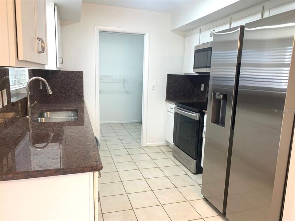 En Renta: $1,600 (2 camas, 2 baños, 1059 Pies cuadrados)