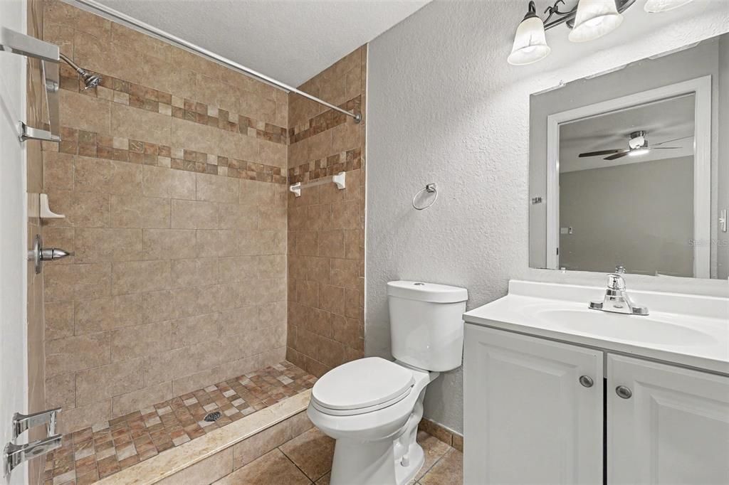 For Sale: $324,900 (3 beds, 2 baths, 1435 Square Feet)