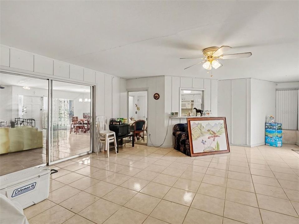 For Sale: $229,900 (3 beds, 2 baths, 1452 Square Feet)