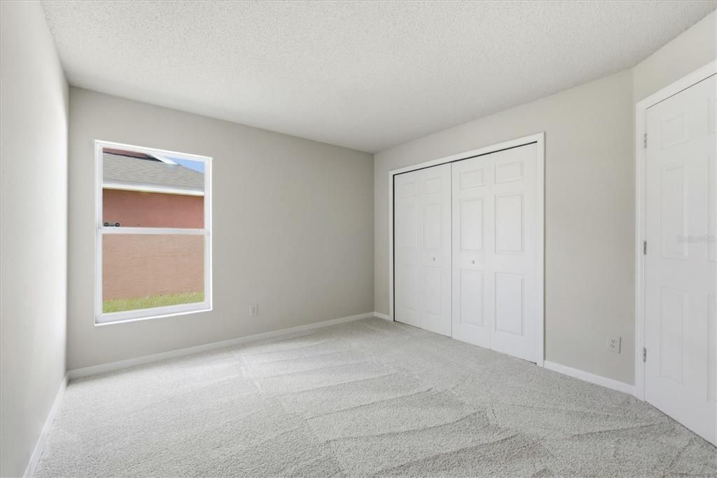 For Sale: $394,900 (3 beds, 2 baths, 2104 Square Feet)