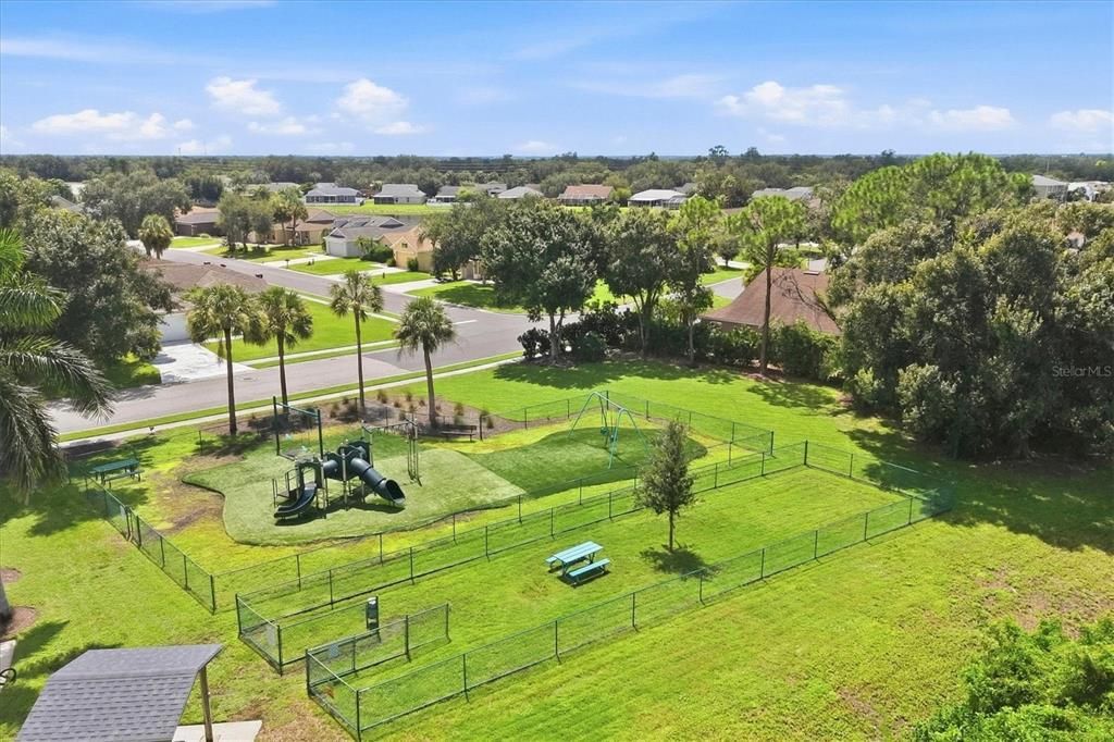 For Sale: $394,900 (3 beds, 2 baths, 2104 Square Feet)