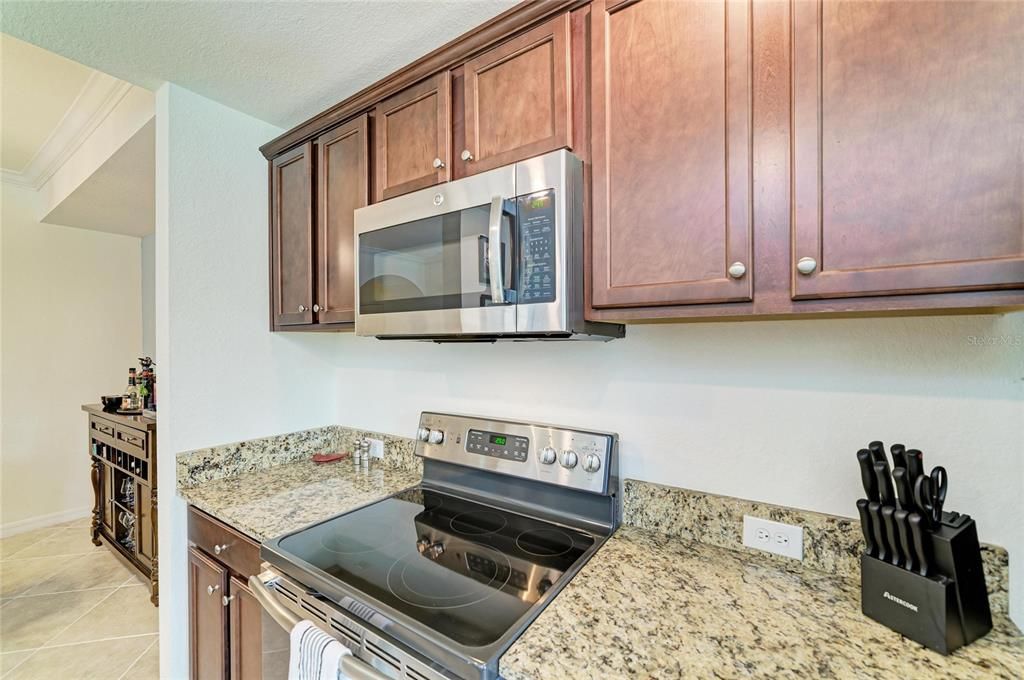 En Venta: $269,000 (2 camas, 2 baños, 1142 Pies cuadrados)