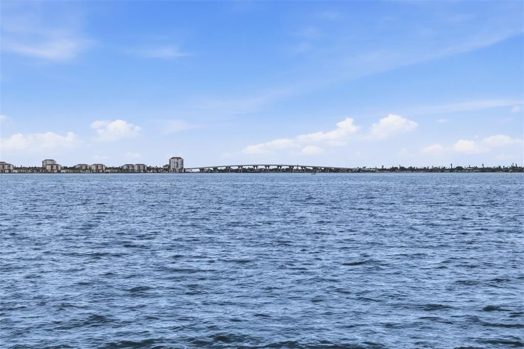 For Sale: $230,000 (1 beds, 1 baths, 1060 Square Feet)