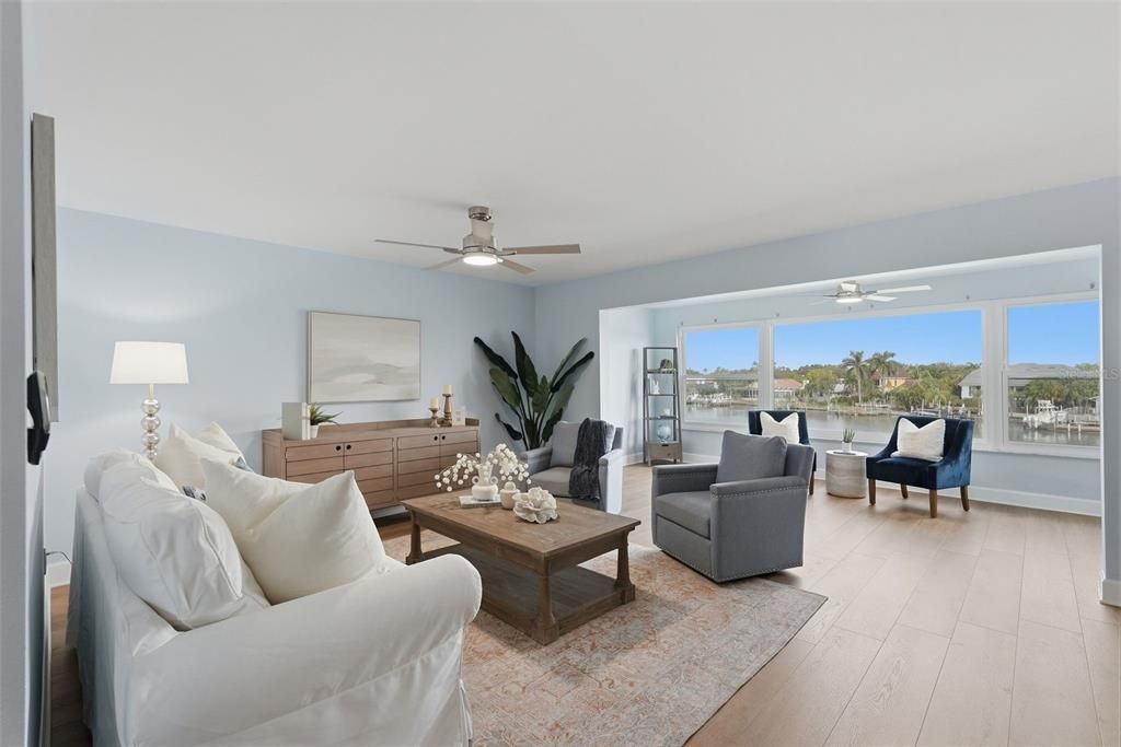 For Sale: $230,000 (1 beds, 1 baths, 1060 Square Feet)