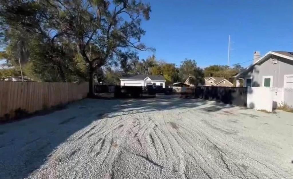 En Venta: $200,000 (0.12 acres)