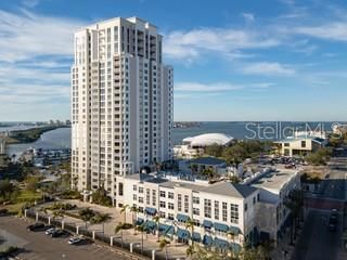 For Sale: $1,577,000 (3 beds, 2 baths, 2195 Square Feet)