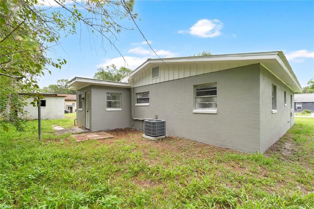 For Sale: $235,000 (3 beds, 2 baths, 1223 Square Feet)