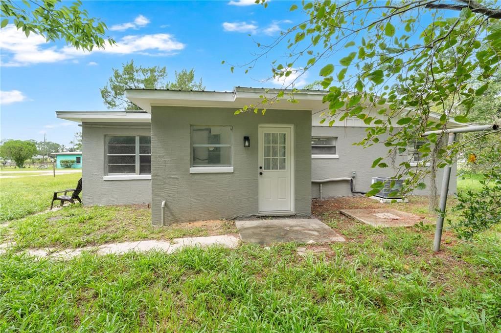 For Sale: $235,000 (3 beds, 2 baths, 1223 Square Feet)