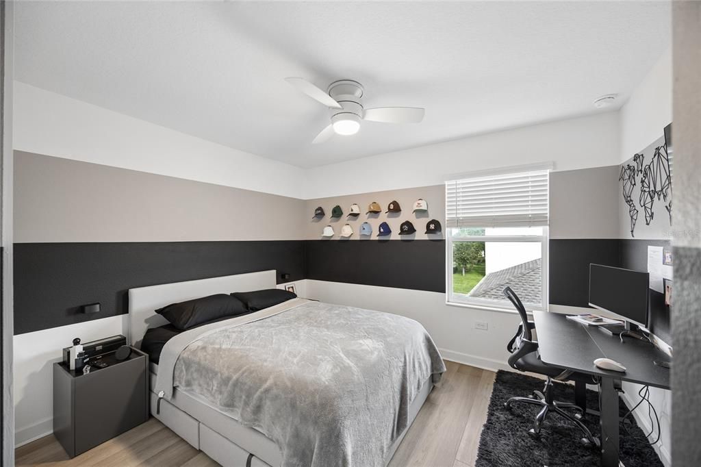 For Rent: $2,800 (3 beds, 2 baths, 1636 Square Feet)