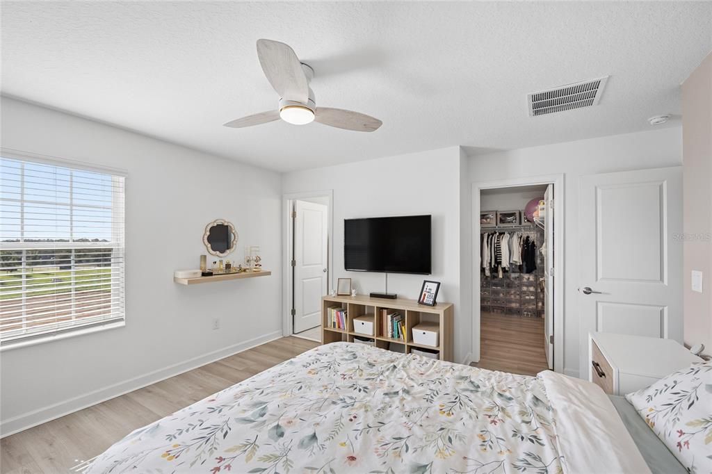 For Rent: $2,800 (3 beds, 2 baths, 1636 Square Feet)