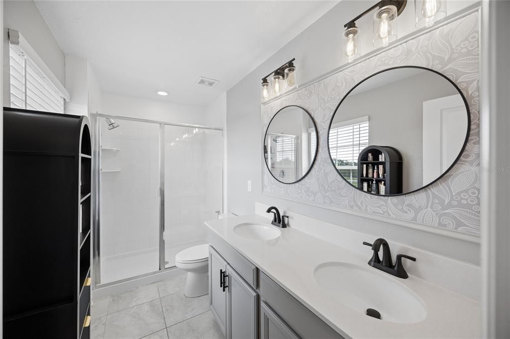 For Rent: $2,800 (3 beds, 2 baths, 1636 Square Feet)