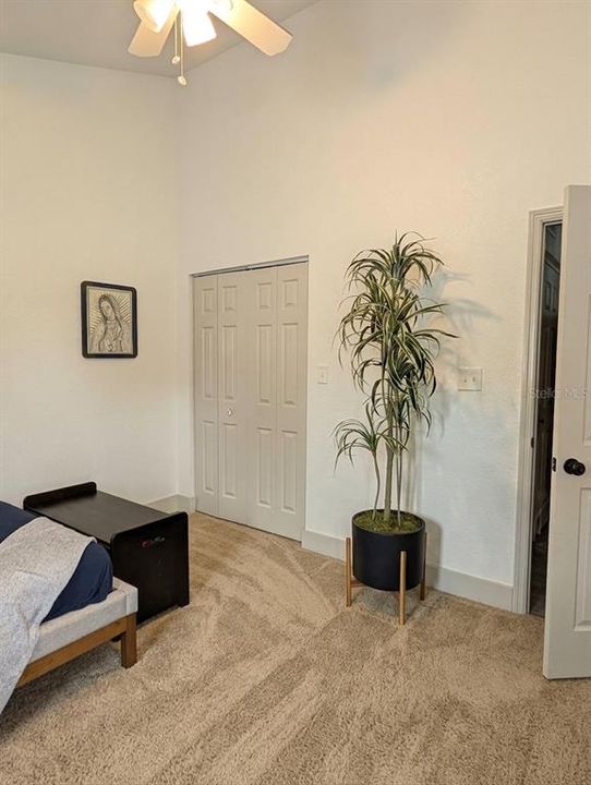 For Sale: $749,900 (4 beds, 2 baths, 1689 Square Feet)