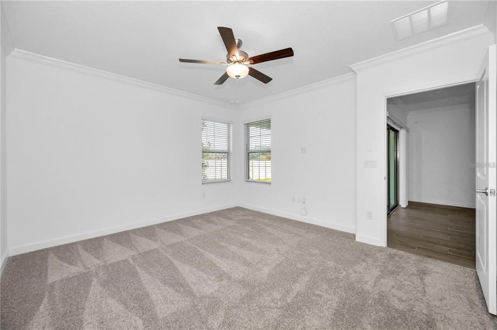 For Rent: $2,200 (2 beds, 2 baths, 1395 Square Feet)