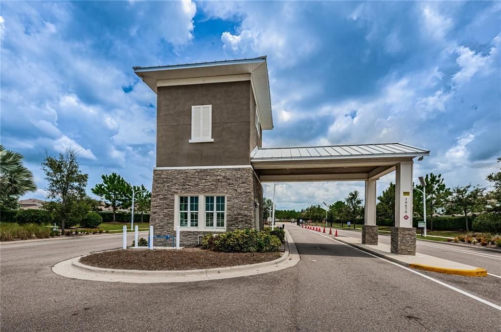 For Rent: $2,200 (2 beds, 2 baths, 1395 Square Feet)