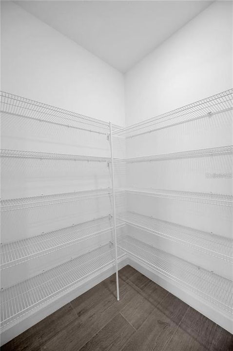 For Rent: $2,200 (2 beds, 2 baths, 1395 Square Feet)