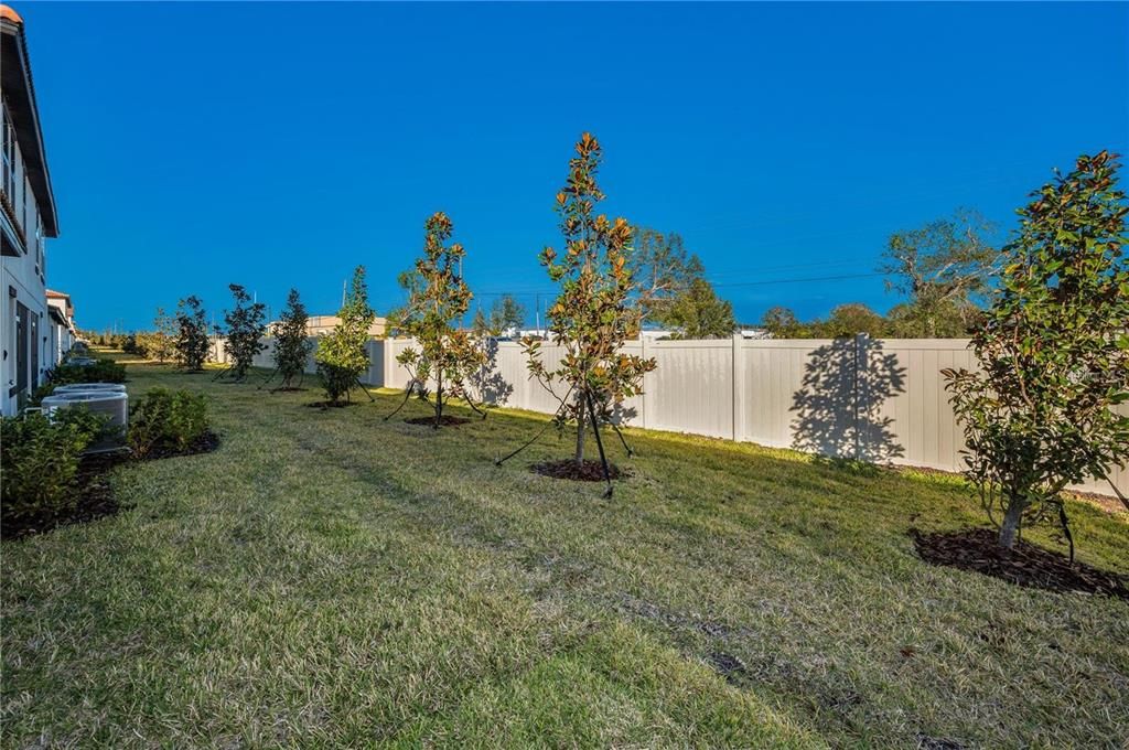 For Rent: $2,200 (2 beds, 2 baths, 1395 Square Feet)