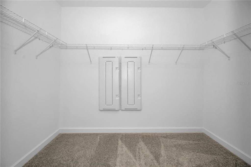 For Rent: $2,200 (2 beds, 2 baths, 1395 Square Feet)