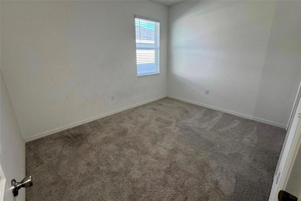 En Renta: $2,300 (4 camas, 2 baños, 1983 Pies cuadrados)