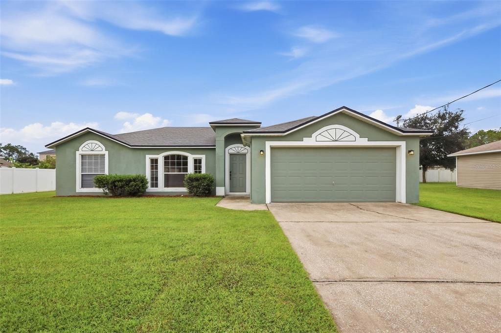 For Sale: $260,000 (3 beds, 2 baths, 1352 Square Feet)